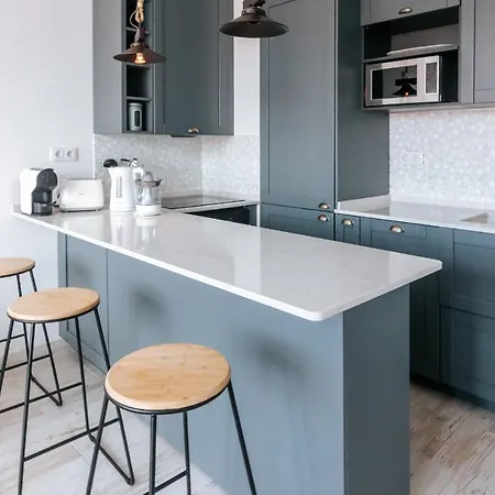 - Almirante Reis アパート